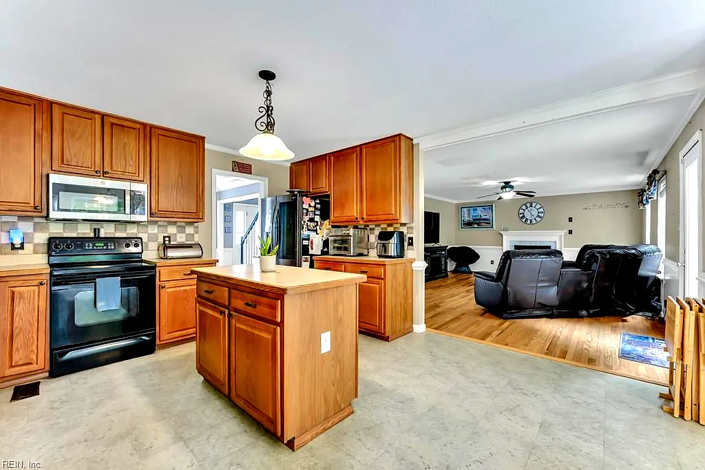 963 Speight Lyons Loop, Chesapeake — photo