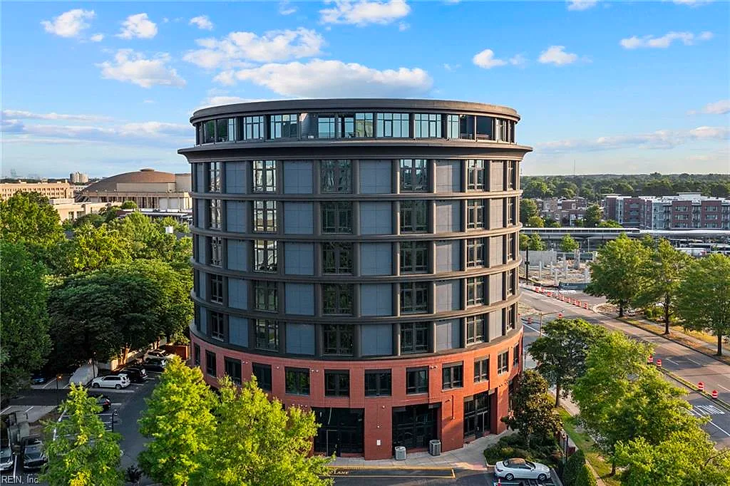 415 Saint Pauls Blvd #307, Norfolk — photo