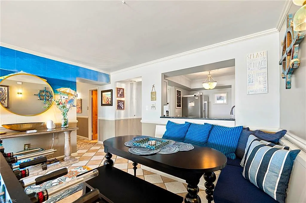 1301 Atlantic Ave #403, Virginia Beach — photo