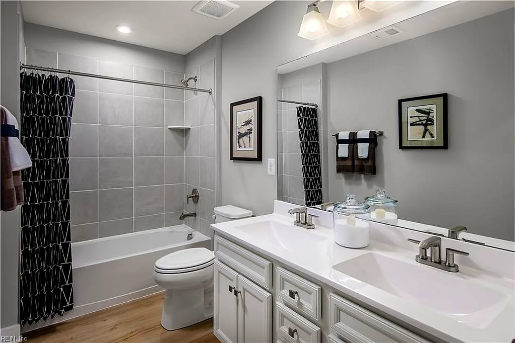 1121 Parkers Rdg, Williamsburg — photo