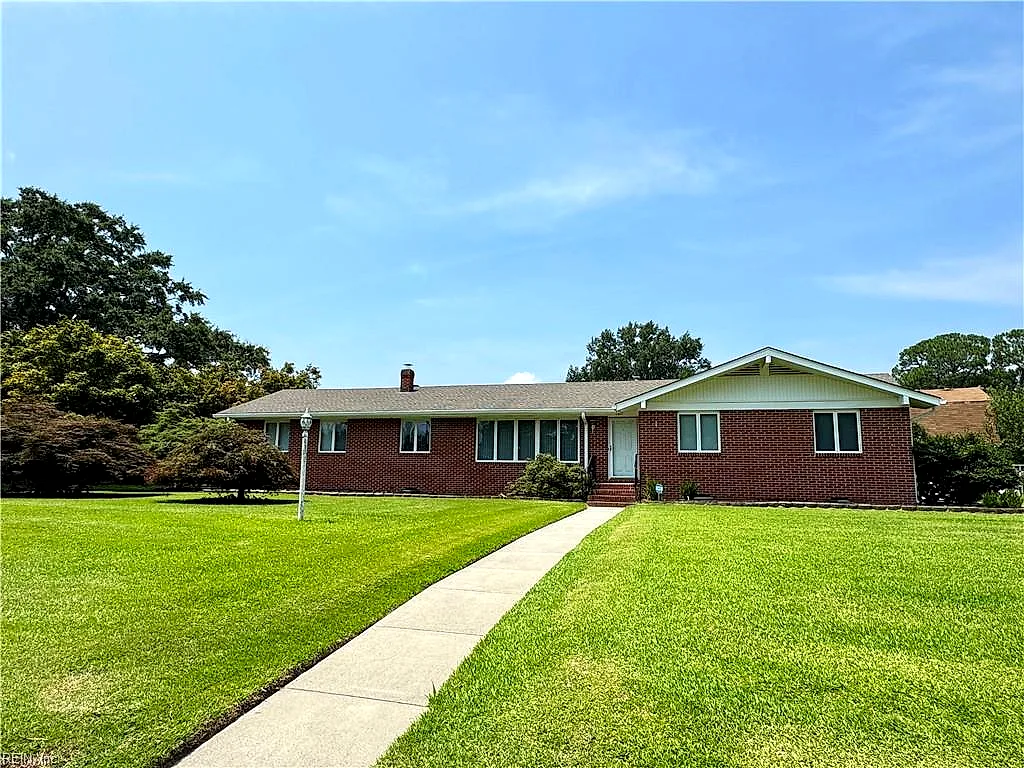 5601 Lambeth Pl, Suffolk — photo