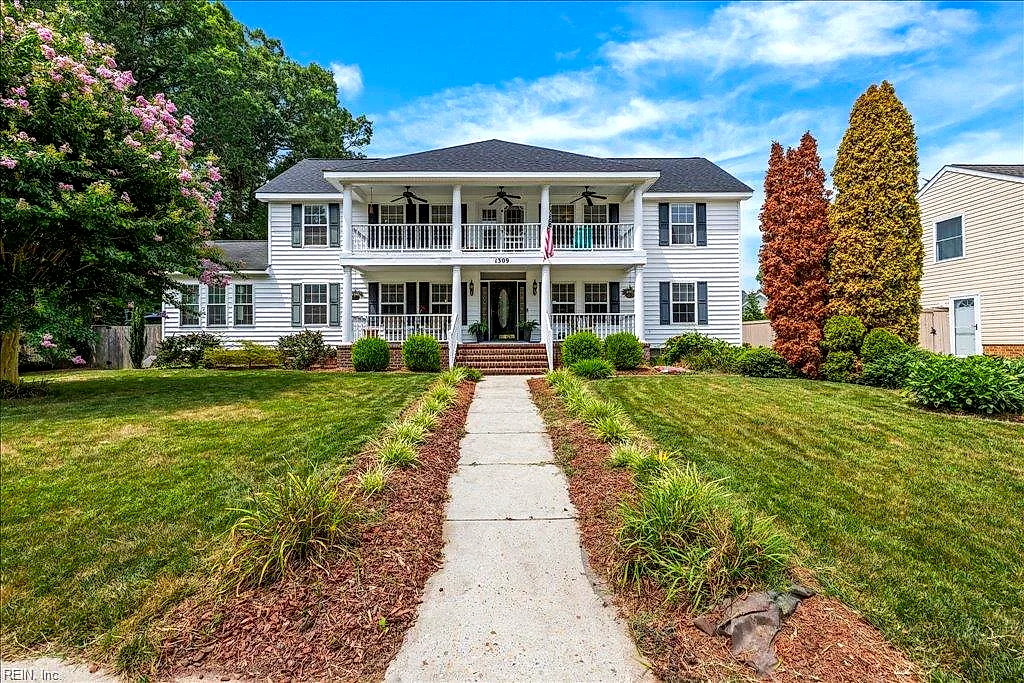 1309 Hawaiian DR, VIRGINIA BEACH VA 23454