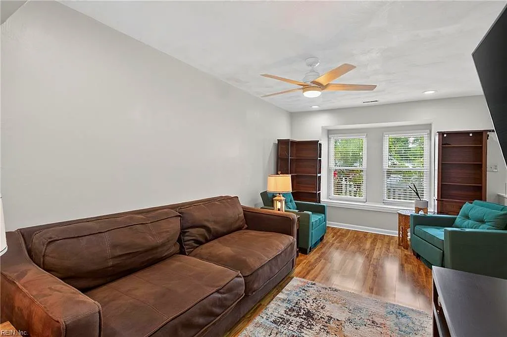 716 Oak Hurst Court Ct #716, Virginia Beach — photo