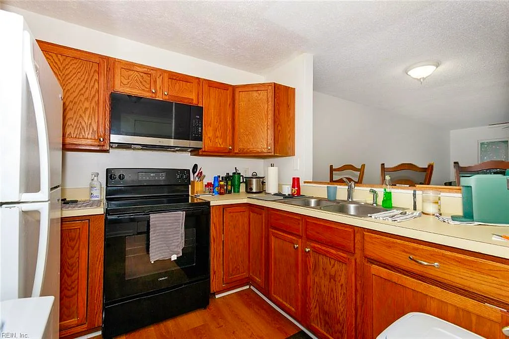 1203 Jamestown Rd #D2, Williamsburg — photo