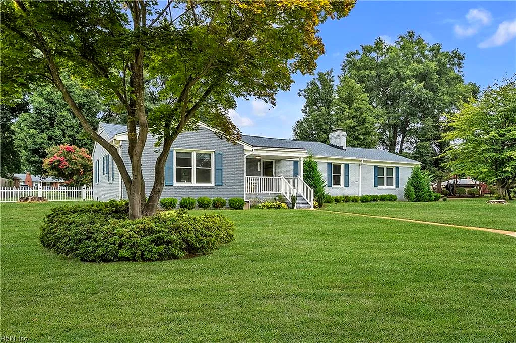 5800 Barberry Ln, Portsmouth — photo