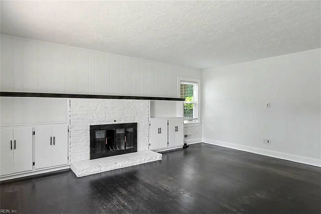 28 N Greenfield Ave, Hampton — photo
