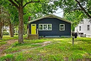 25 Murray AVE, HAMPTON VA 23666