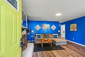 25 Murray Ave, Hampton — photo