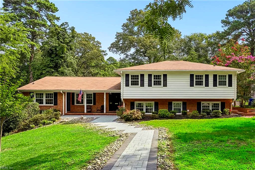 1202 Riverside DR, NEWPORT NEWS VA 23606