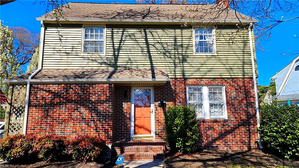 300 Russell St, Portsmouth — photo