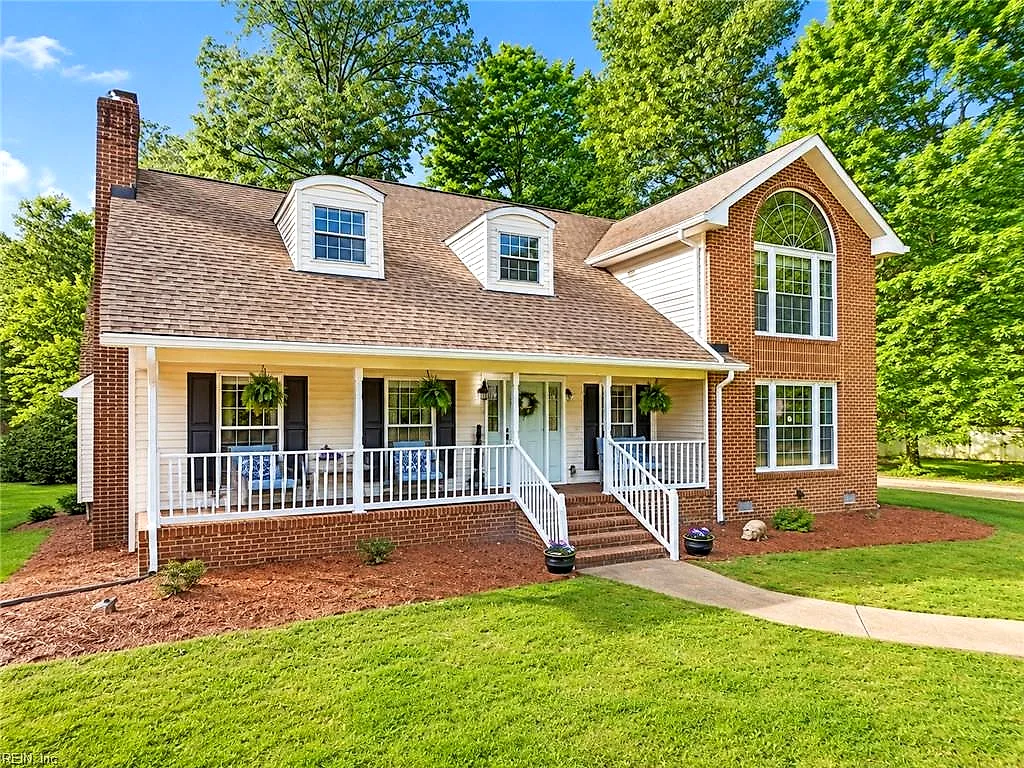 123 Barclay CRES, SMITHFIELD VA 23430