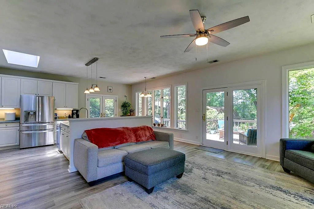 132 Causeway Dr, Chesapeake — photo