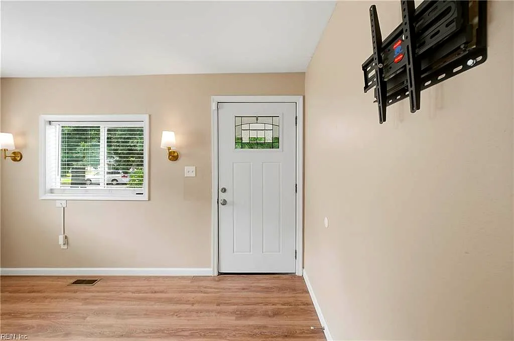 126 Glendale Ave, Norfolk — photo