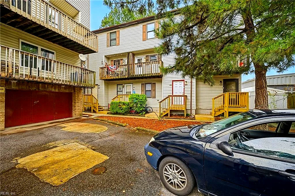 225 A View Ave #202, Norfolk — photo