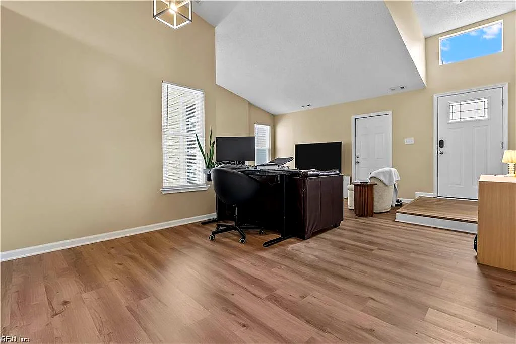 3852 Danville Ct, Virginia Beach — photo
