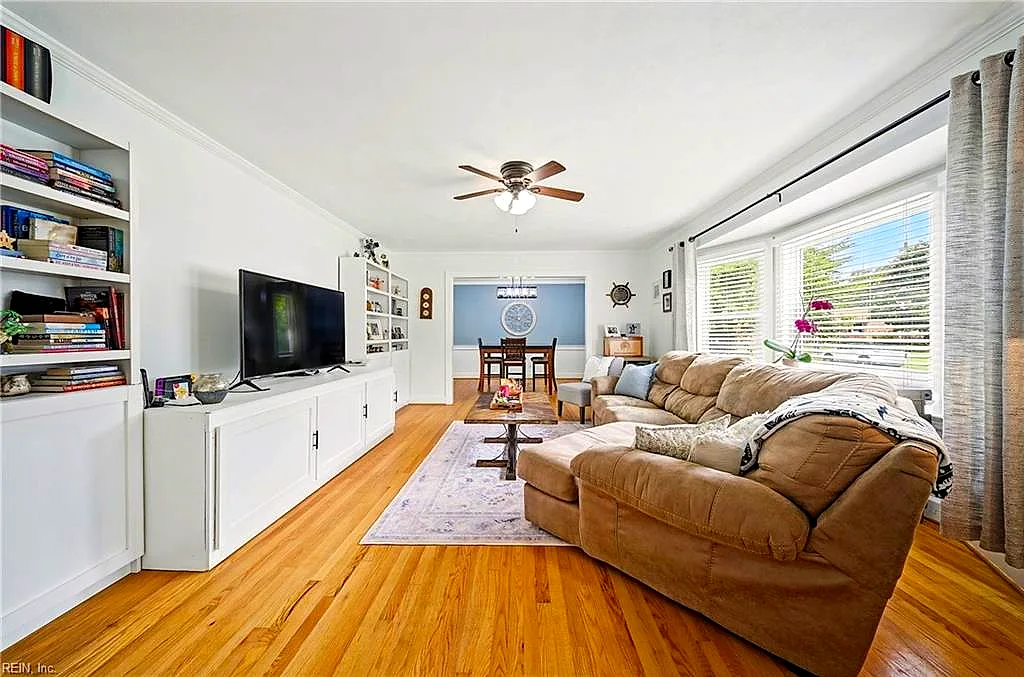 5607 Greenefield Dr N, Portsmouth — photo