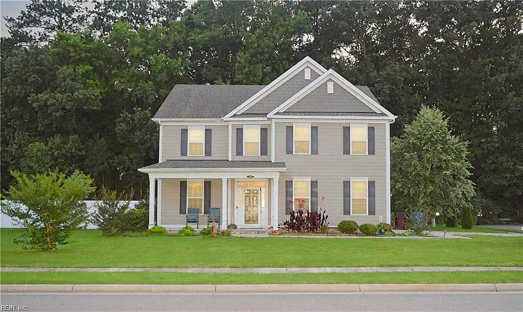 912 Lake Thrasher Dr, Chesapeake — photo