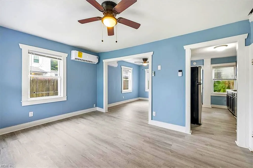 18 Barney Pl, Portsmouth — photo