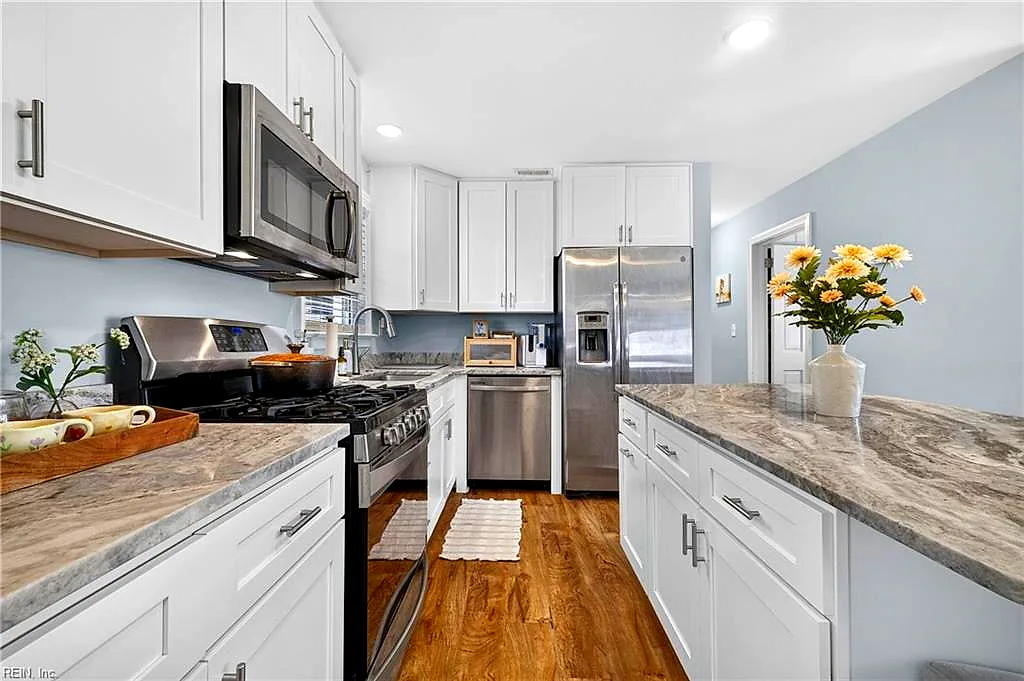 5604 Meer St, Virginia Beach — photo