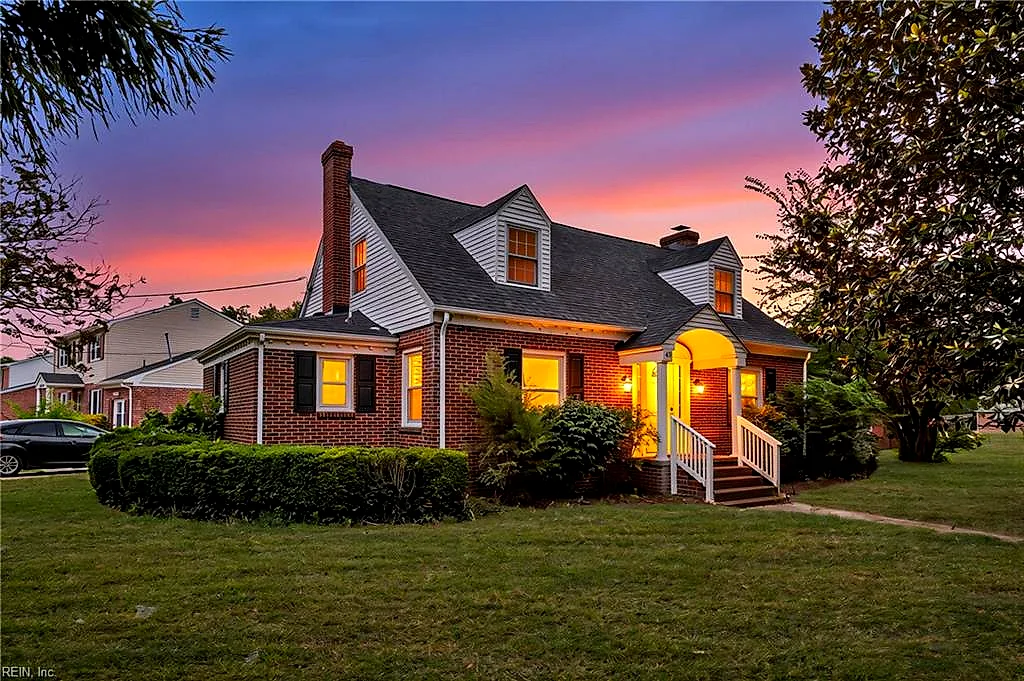 42 rens RD, POQUOSON VA 23662