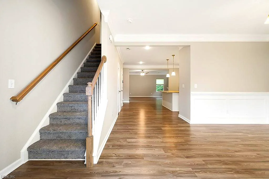 8035 E Glen Rd, Norfolk — photo