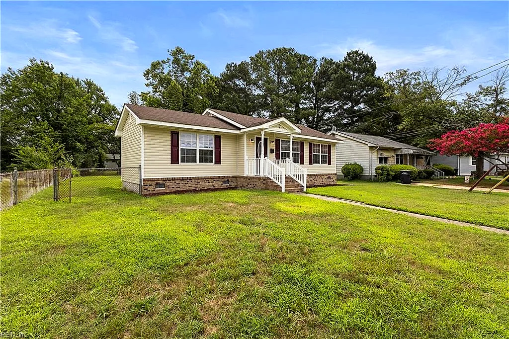 10 Langley CIR, PORTSMOUTH VA 23701