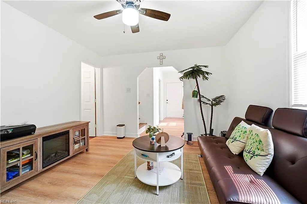 120 Forrest Ave, Norfolk — photo