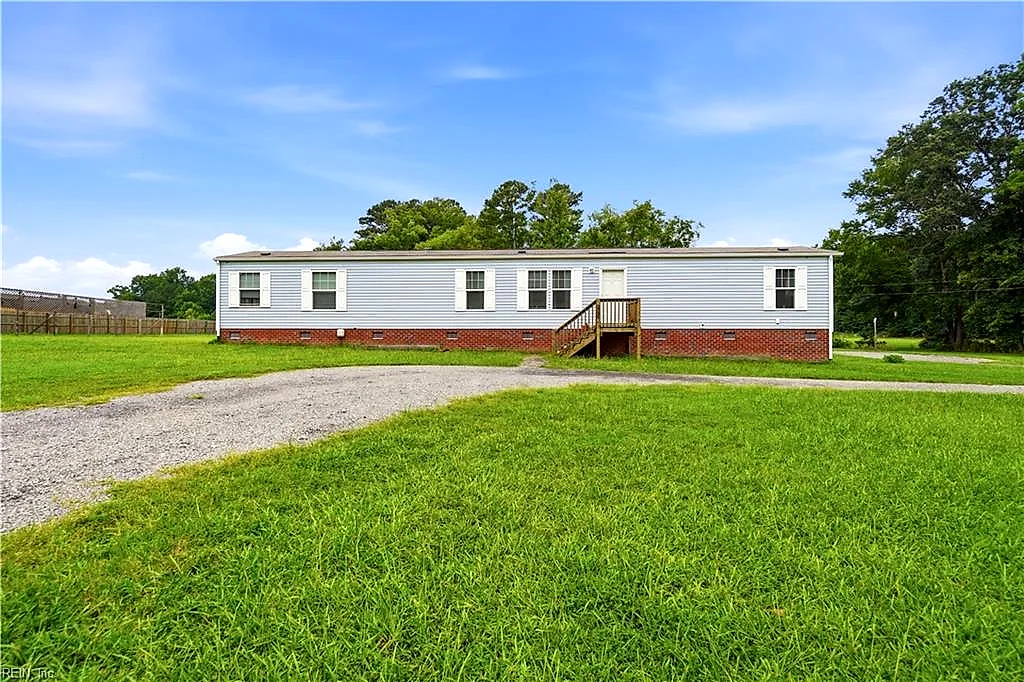 3755 Adams Swamp RD, SUFFOLK VA 23434