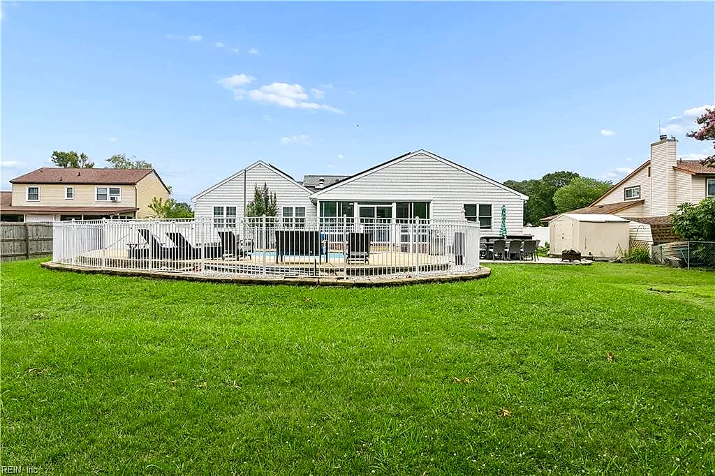 207 Skipper Ct, Hampton — photo