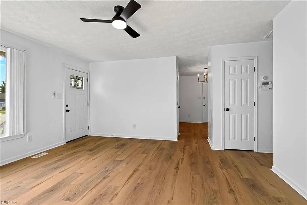 1405 Edson Ter, Hampton — photo