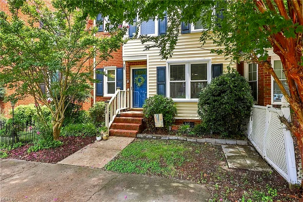 524 Mulligan DR, VIRGINIA BEACH VA 23462