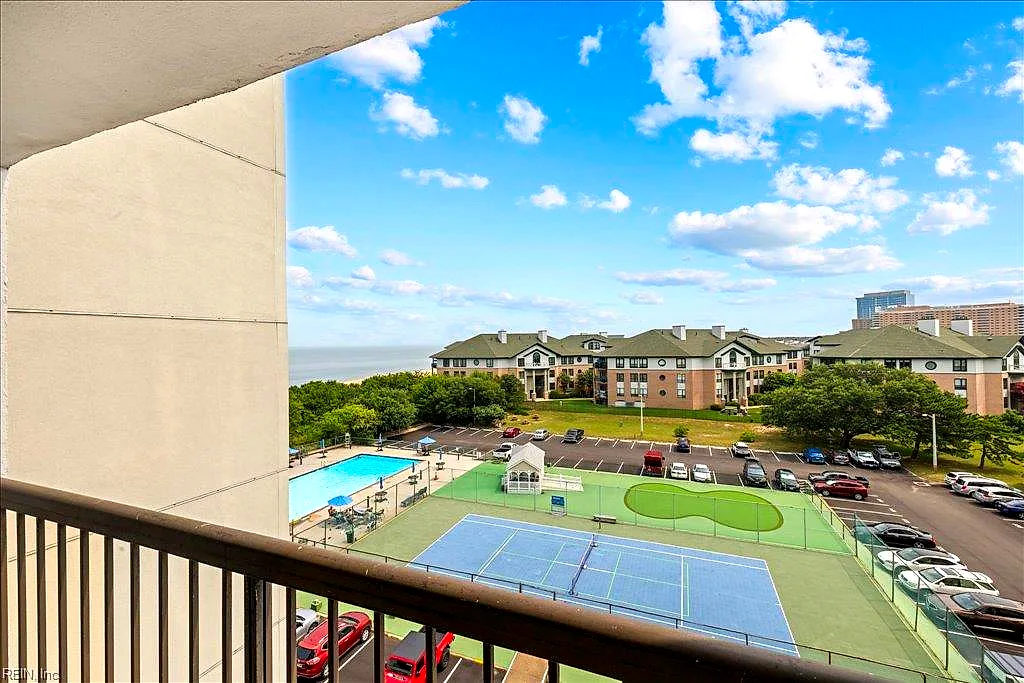 3288 Page AVE #513, VIRGINIA BEACH VA 23451