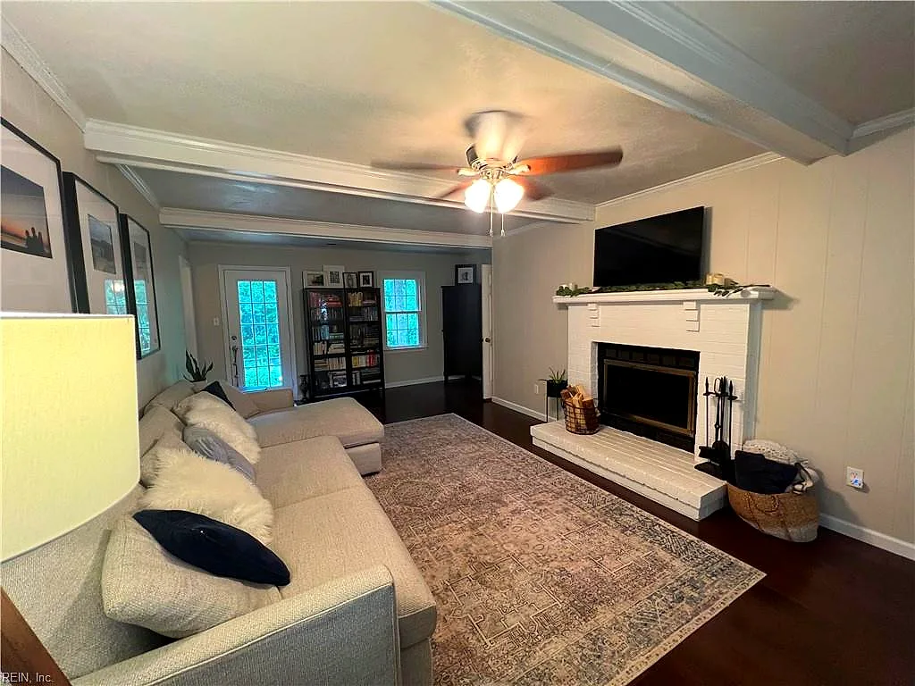 2584 Piney Bark Dr, Virginia Beach — photo