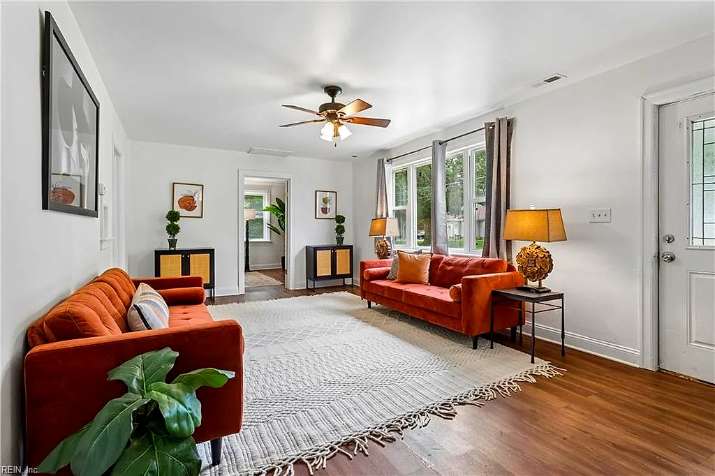 30 Butler DR, HAMPTON VA 23666