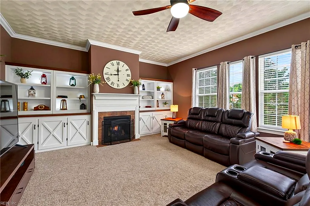 901 Hathaway Ct, Chesapeake — photo