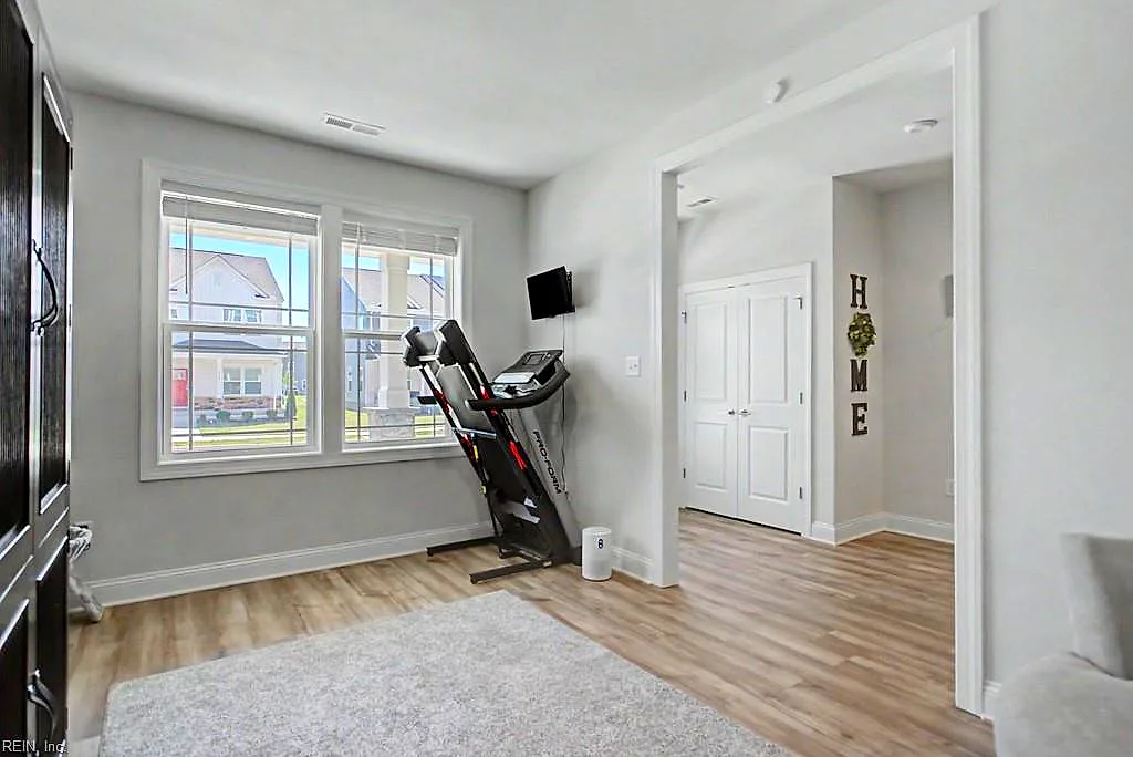 1514 Stanford Ln, Newport News — photo