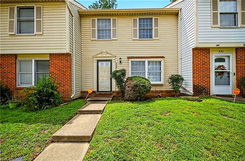 529 Chanticlar CT, NEWPORT NEWS VA 23608