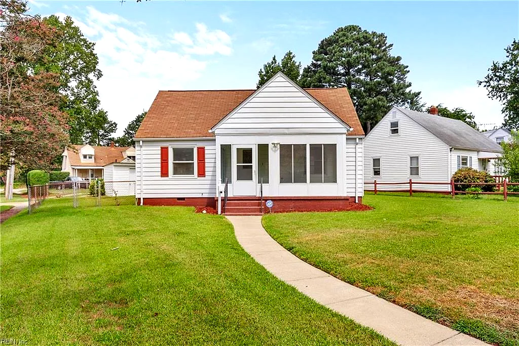8101 Kenwood DR, NORFOLK VA 23518