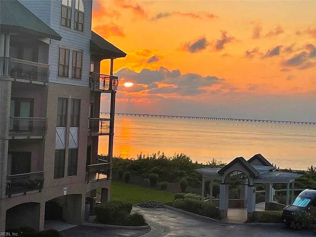 3240 Page Ave Ave #203, Virginia Beach — photo