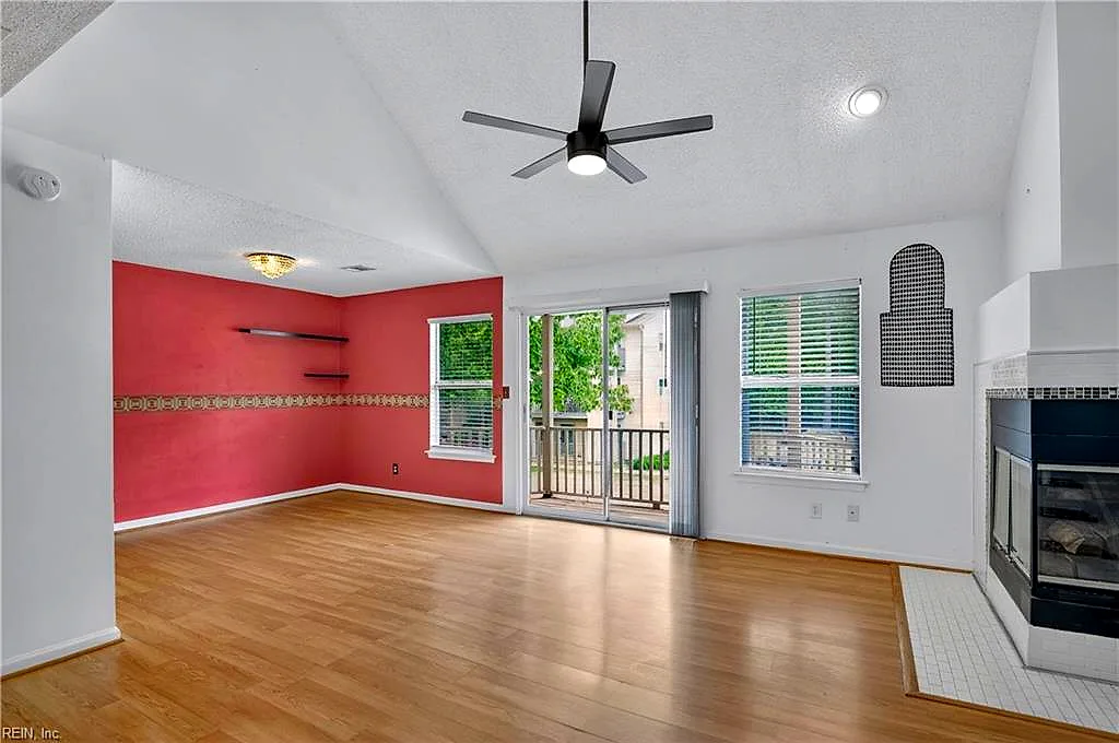 532 Pineland Cir #203, Newport News — photo