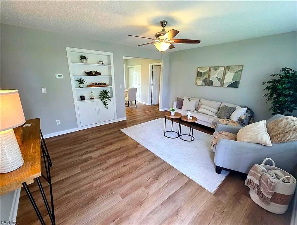 1012 Reon DR, VIRGINIA BEACH VA 23464