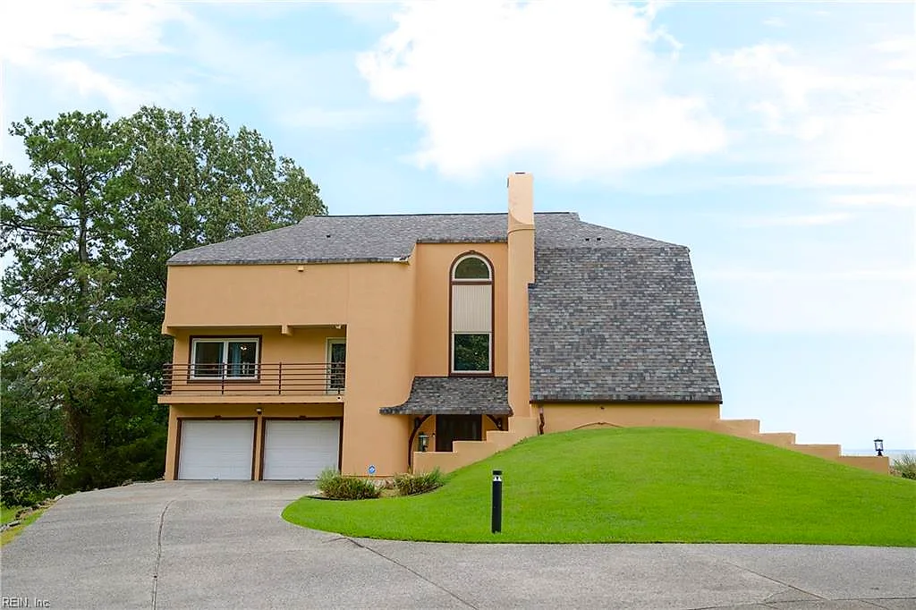 3 Flax Mill RD, NEWPORT NEWS VA 23602