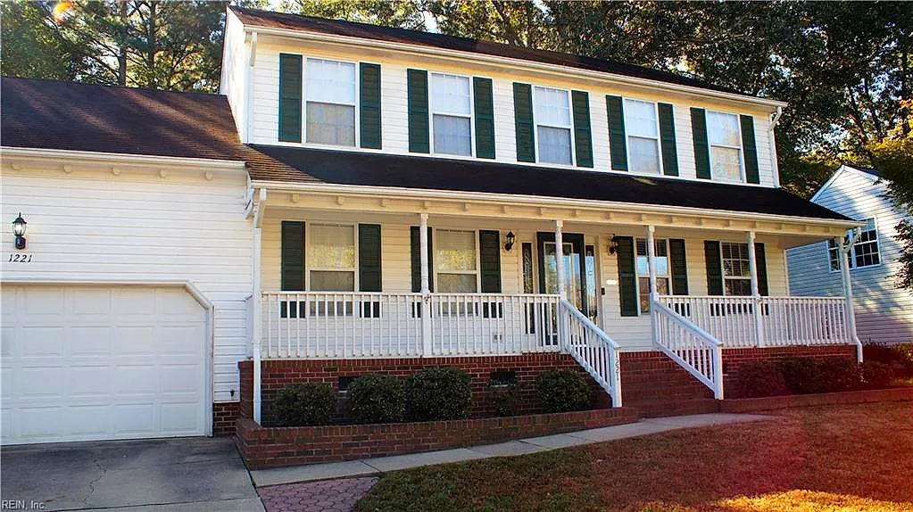 1221 Clearwater Ln, Chesapeake — photo