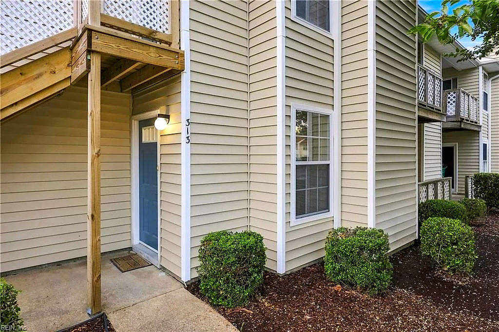 313 Thalia Station CT, VIRGINIA BEACH VA 23452