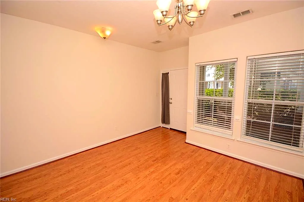5062 Glen Canyon Dr, Virginia Beach — photo