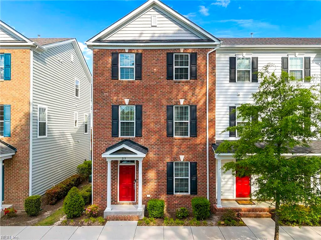 213 Runnel ST, HAMPTON VA 23666