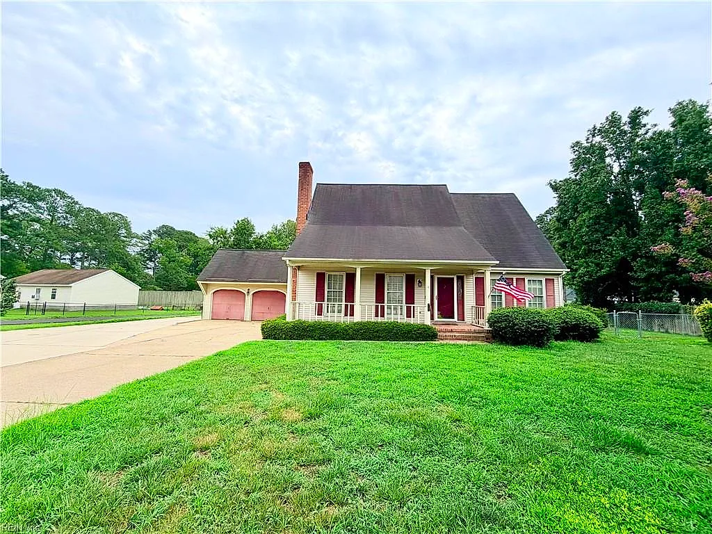14 Browns Neck RD, POQUOSON VA 23662