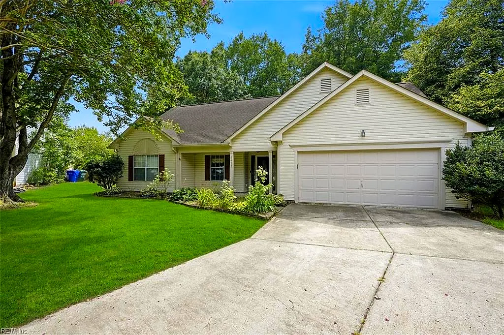 6411 Wet Marsh Ct, Suffolk — photo