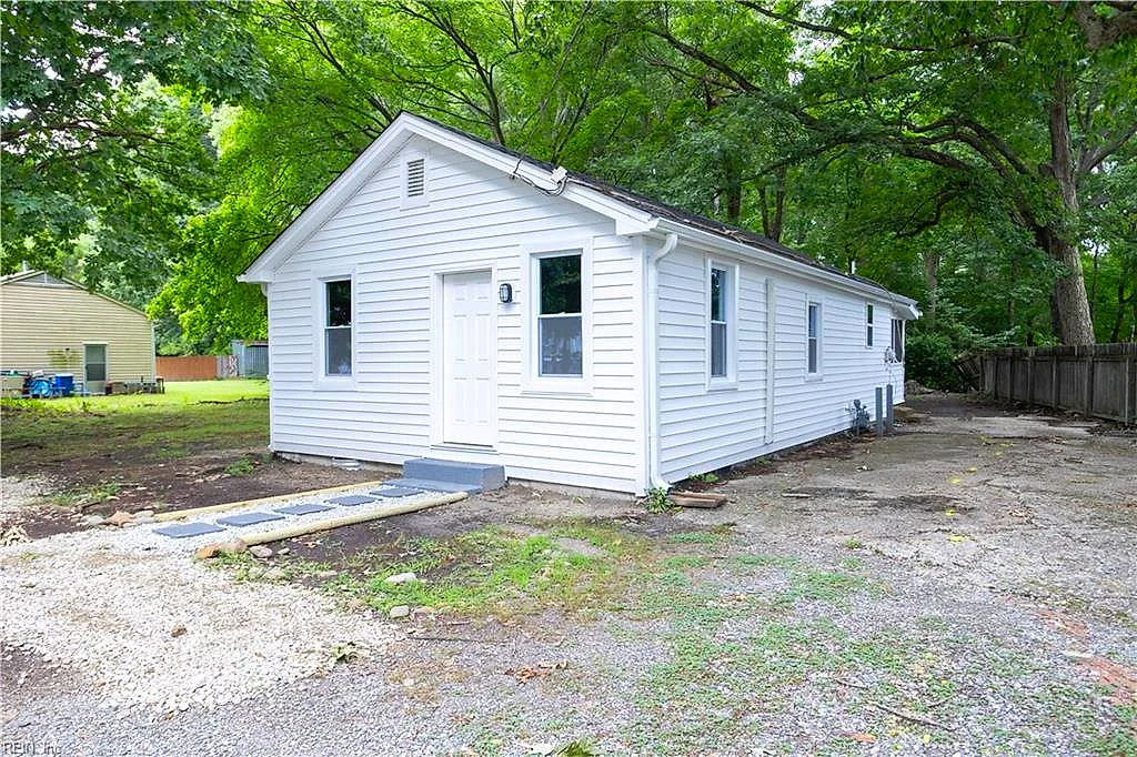 345 Tabbs Ln, Newport News — photo