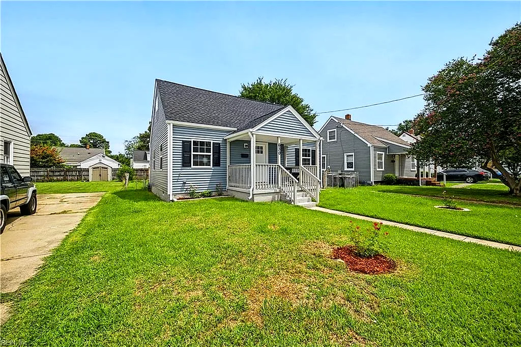 630 Newport News AVE, HAMPTON VA 23669